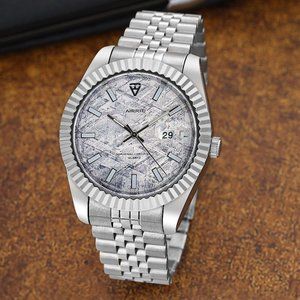 NWT Luxury Men’s Watch – Silver “Meteorite Dial” – 40mm